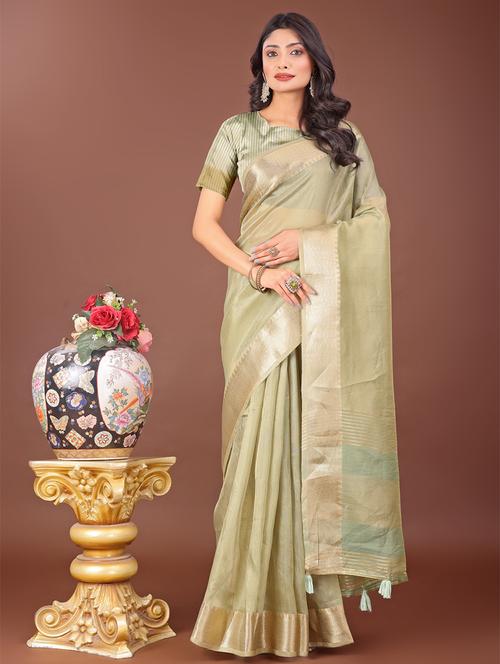 women solid with bordered saree with blouse - 21916530 - Very Small Image - 1