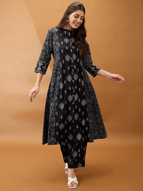 women three quarter sleeve kurta pant set - 21918777 - Very Small Image - 1