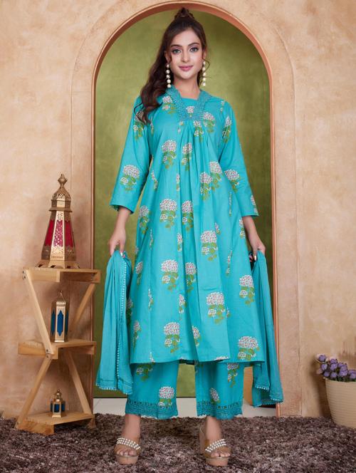 women three quarter sleeve kurta palazzo with dupatta set - 21918857 - Very Small Image - 1
