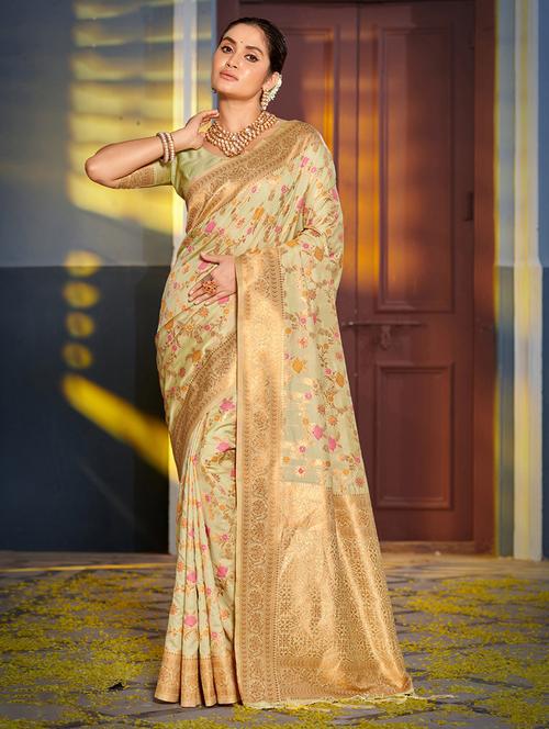women self design banarasi saree with blouse - 21920340 - Very Small Image - 1