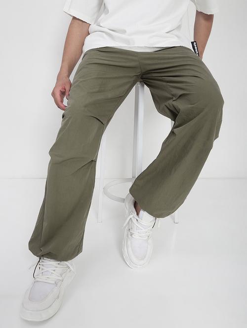 men solid mid rise parachute trouser - 21923900 - Very Small Image - 1