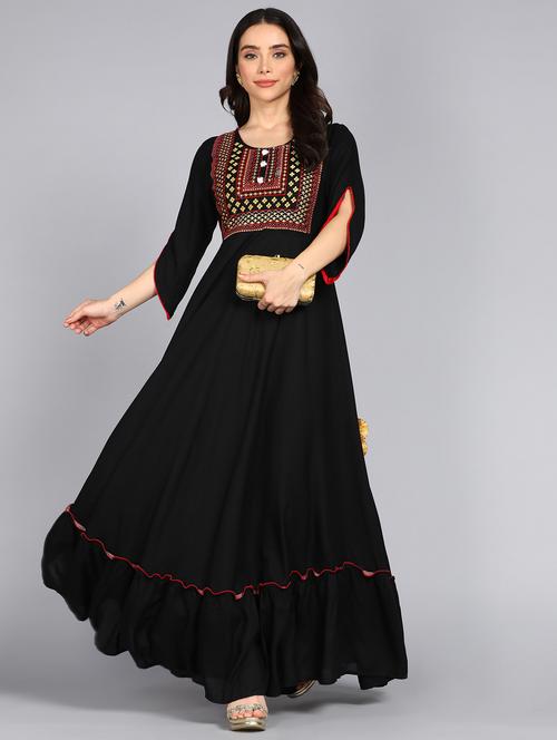 women embroidered three quarter sleeve ethnic dress - 21924911 - Very Small Image - 1