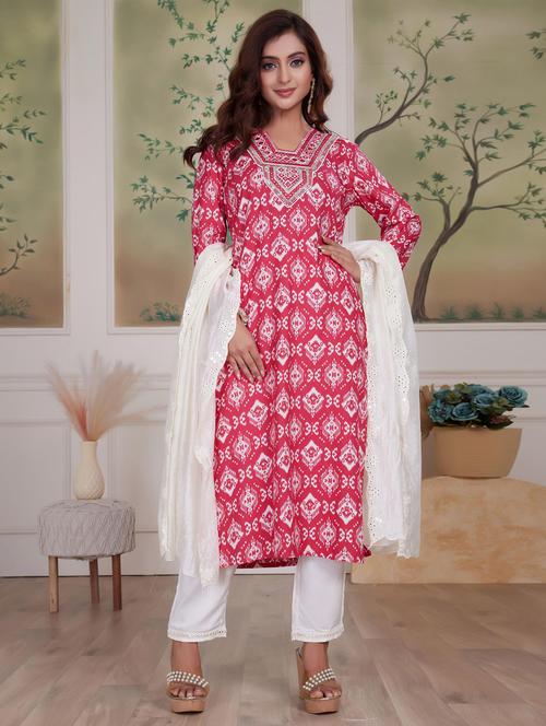 women three quarter sleeve kurta pant with dupatta set - 21925225 - Very Small Image - 1