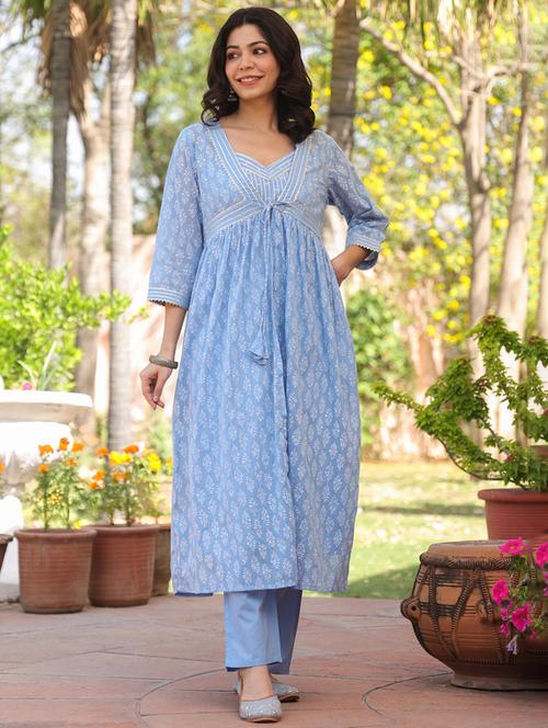 women embellished three quarter sleeve kurta pant set - 21925623 - Very Small Image - 1