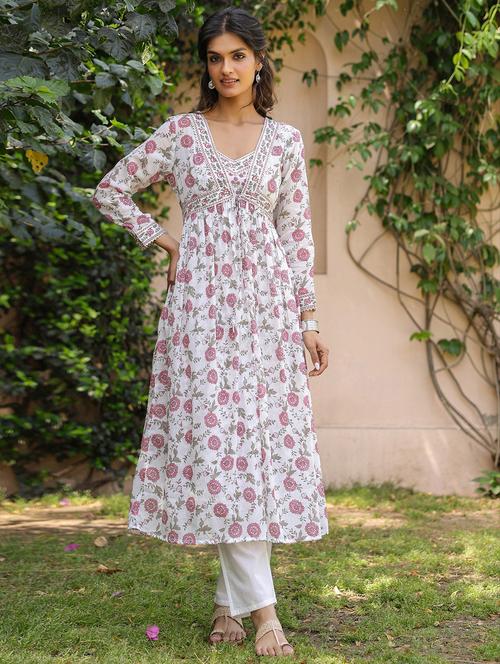 women embellished long sleeve kurta pant set - 21925657 - Very Small Image - 1