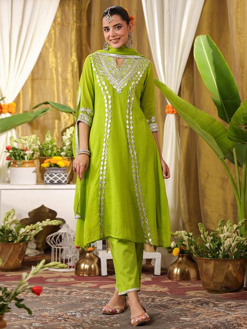 women three quarter sleeve kurta pant with dupatta set - 21925686 - Very Small Image - 1