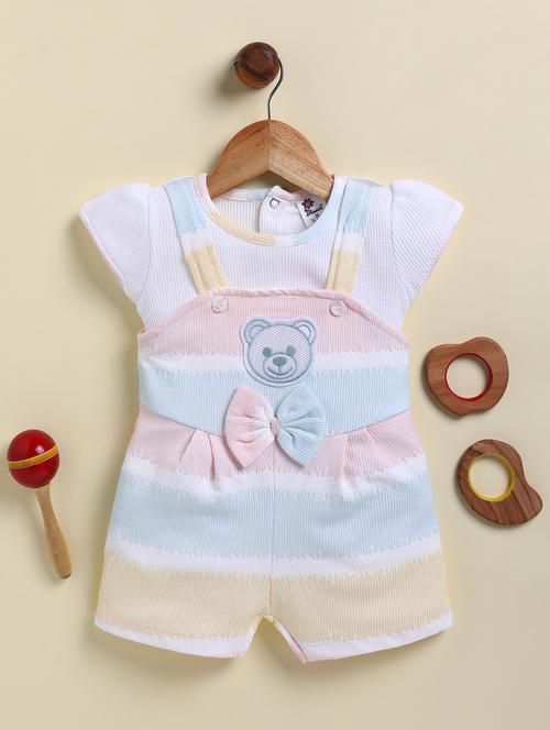 kids printed t-shirt with dungree set - 21925800 - Very Small Image - 1