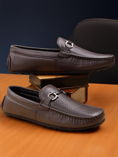 men slip on horsebit loafer - 21931704 - Very Small Image - 1