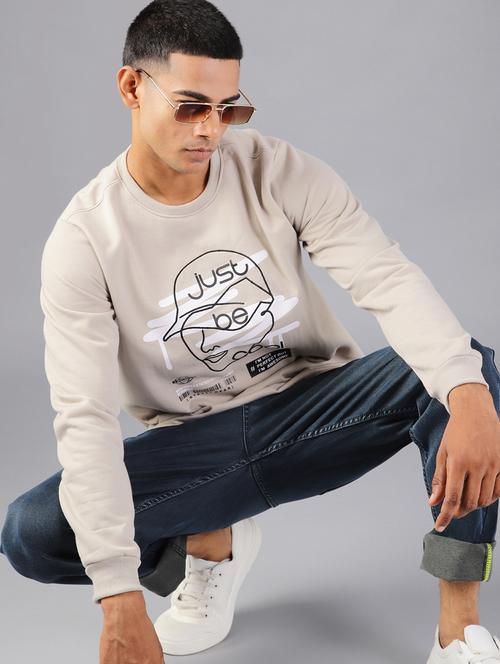 men front print long sleeve sweatshirt - 21936124 - Very Small Image - 1