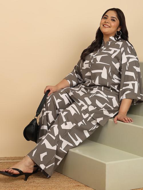 women plus size printed co-ord set - 21938359 - Very Small Image - 1