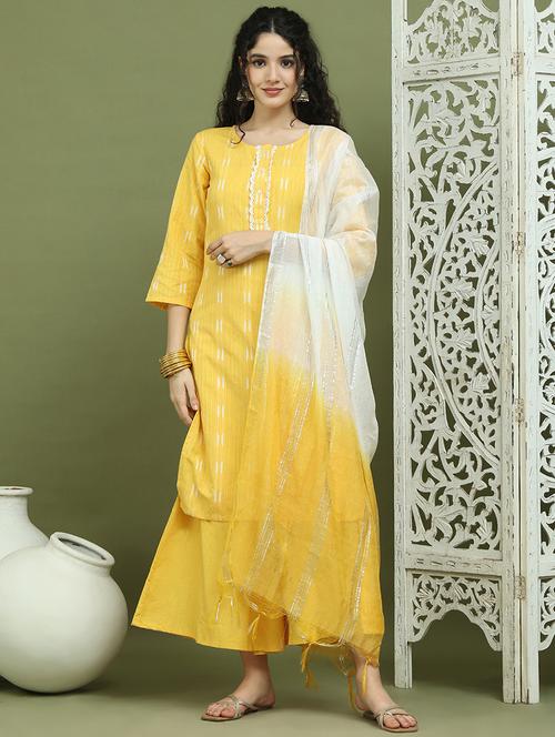 women three quarter sleeve kurta palazzo with dupatta set - 21940052 - Very Small Image - 1