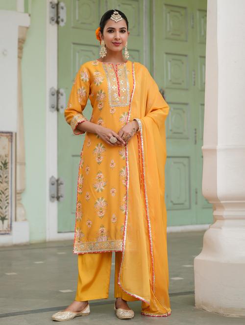 women three quarter sleeve kurta pant with dupatta set - 21941531 - Very Small Image - 1