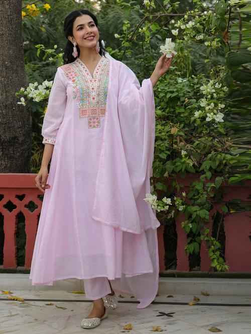 women three quarter sleeve anarkali kurta pant with dupatta set - 21941546 - Very Small Image - 1
