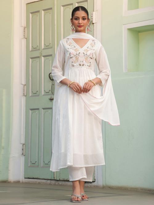 women three quarter sleeve anarkali kurta pant with dupatta set - 21941567 - Very Small Image - 1