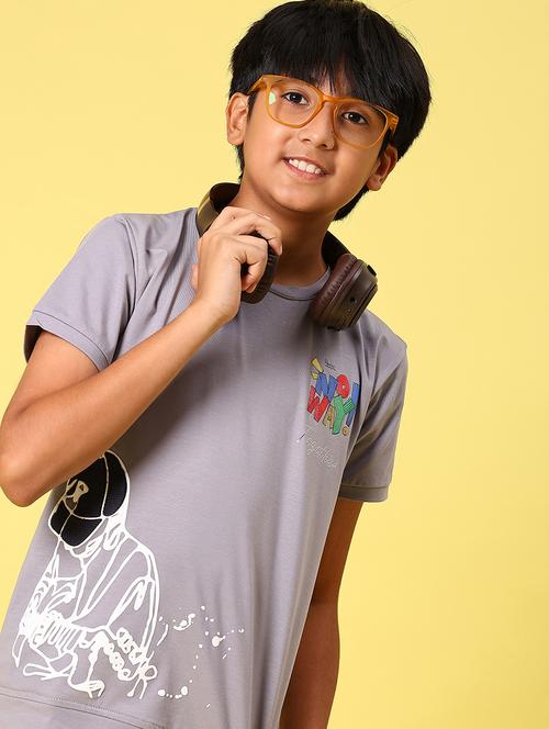 boys front & back printed round neck t-shirt - 21943531 - Very Small Image - 1