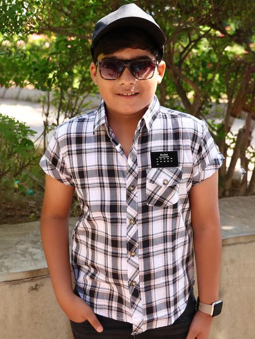 boys checkered short sleeve casual shirt - 21944713 - Very Small Image - 1