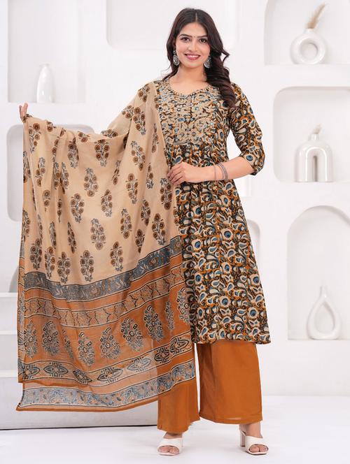 women three quarter sleeve kurta palazzo with dupatta set - 21948497 - Very Small Image - 1
