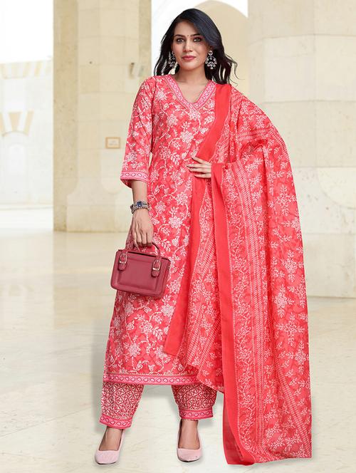 women three quarter sleeve kurta salwar with dupatta set - 21948531 - Very Small Image - 1
