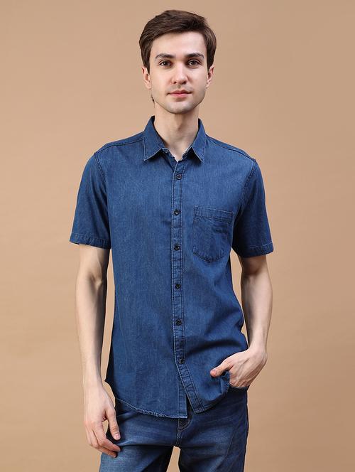 Men Solid Short Sleeve Collared Denim Shirt - 21952398 - Very Small Image - 1