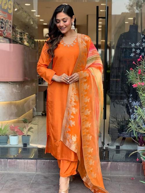 women three quarter sleeve kurta pant with dupatta set - 21954156 - Very Small Image - 1