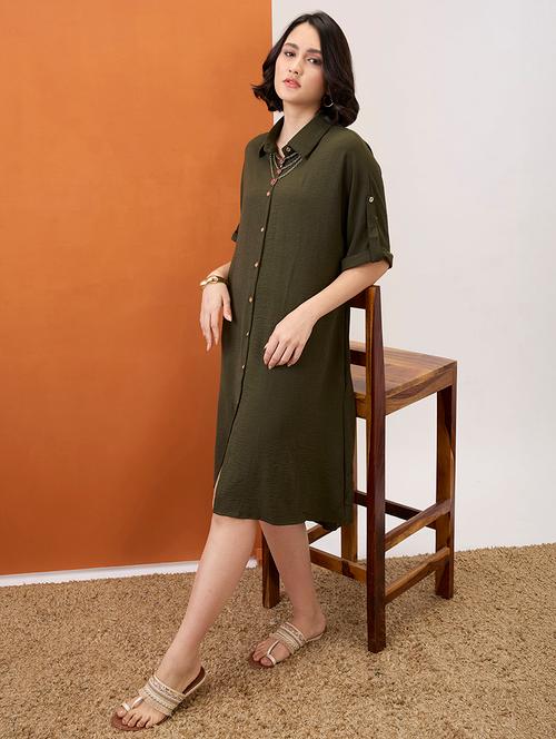 globus women olive solid collared neck roll-up sleeves curved hem midi shirt dress - 21955869 - Very Small Image - 1