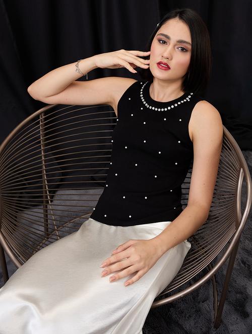 globus women black round neck pearl embellished detail ribbed party tank top - 21955892 - Very Small Image - 1