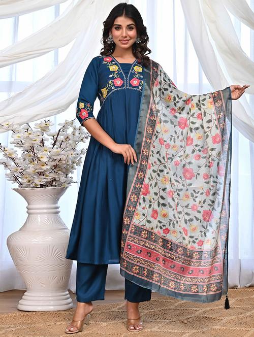 women three quarter sleeve anarkali kurta pant with dupatta set - 21956087 - Very Small Image - 1