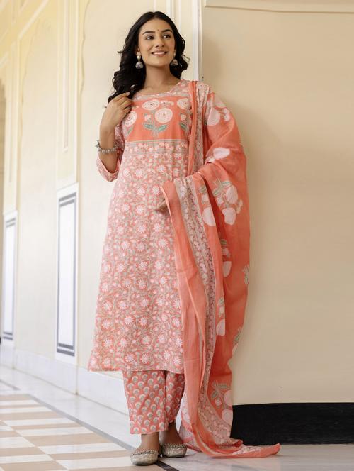 women three quarter sleeve kurta pant with dupatta set - 21956176 - Very Small Image - 1