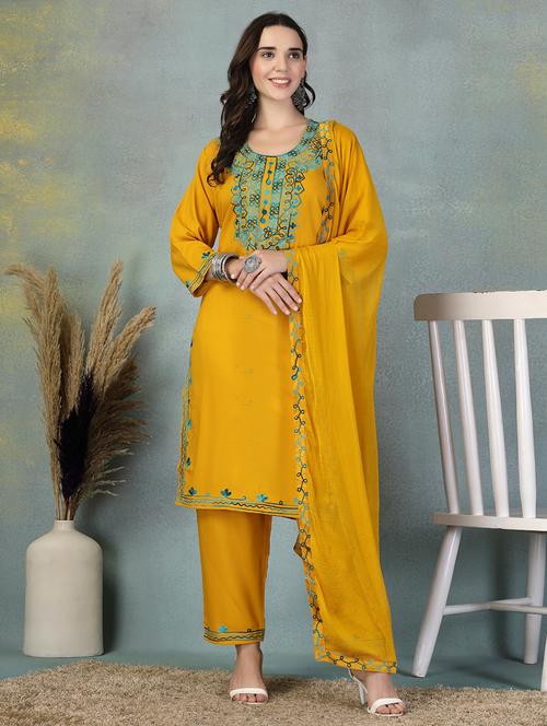 women three quarter sleeve kurta pant with dupatta set - 21956983 - Very Small Image - 1