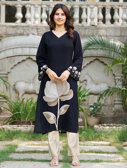 women floral printed long sleeve straight kurta - 21959401 - Very Small Image - 1