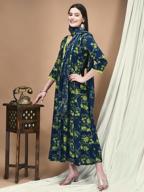 women floral three quarter sleeve kurta dupatta set - 21959534 - Very Small Image - 1