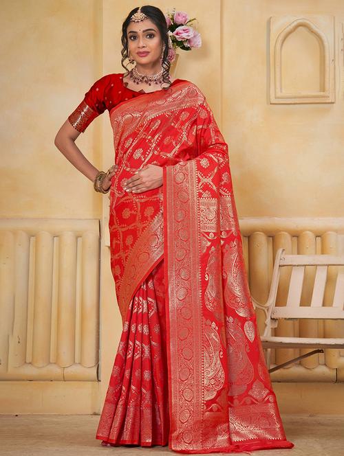 women self design banarasi saree with blouse - 21960314 - Very Small Image - 1