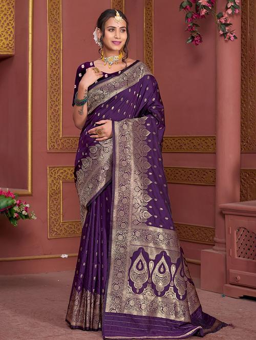 women self design banarasi saree with blouse - 21960324 - Very Small Image - 1