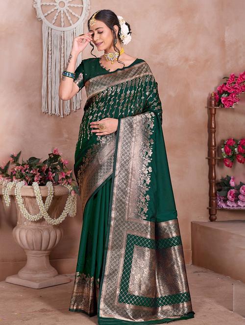 women self design banarasi saree with blouse - 21960329 - Very Small Image - 1