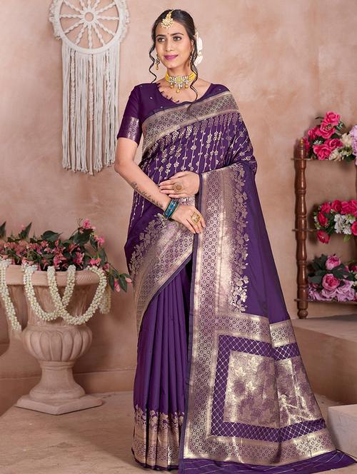 women self design banarasi saree with blouse - 21960332 - Very Small Image - 1