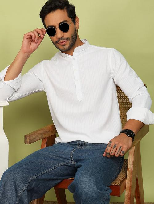 men solid mandarin neck short kurta - 21961379 - Very Small Image - 1