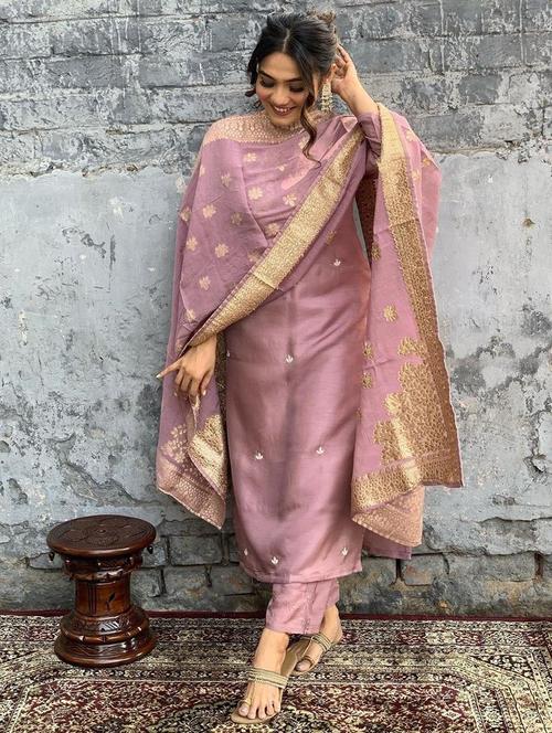 women three quarter sleeve kurta pant with dupatta set - 21961686 - Very Small Image - 1