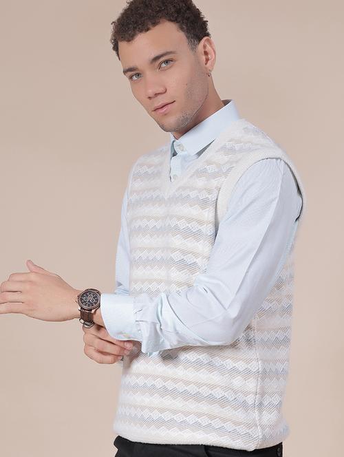 men self design sleeveless regular fit pullover - 21961793 - Very Small Image - 1