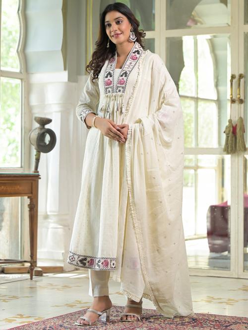 women three quarter sleeve anarkali kurta pant with dupatta set - 21962159 - Very Small Image - 1