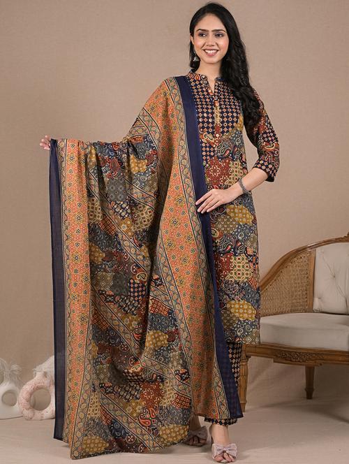 women three quarter sleeve kurta pant with dupatta set - 21962229 - Very Small Image - 1