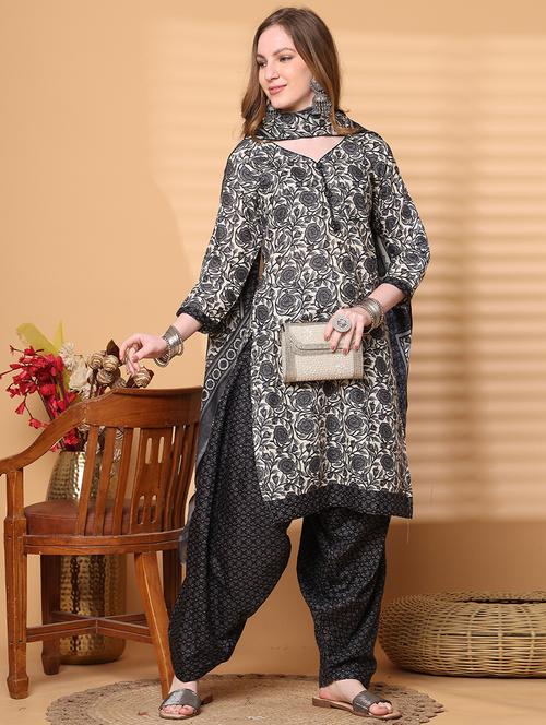 women printed three quarter sleeve kurta salwar with dupatta set - 21963386 - Very Small Image - 1