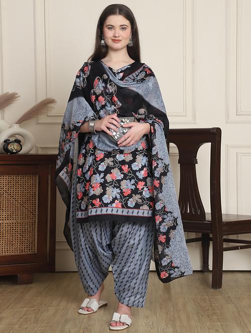 women printed three quarter sleeve kurta salwar with dupatta set - 21963389 - Very Small Image - 1