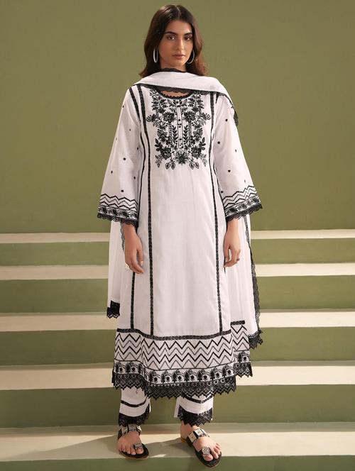 women white long sleeve kurta palazzo with dupatta set - 21963427 - Very Small Image - 1