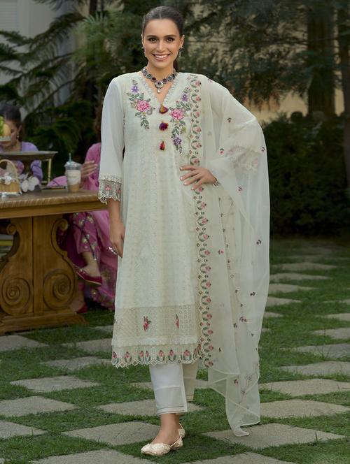 women three quarter sleeve kurta pant with dupatta set - 21963449 - Very Small Image - 1