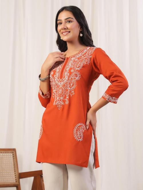 women three quarter sleeve straight kurti - 21964299 - Very Small Image - 1