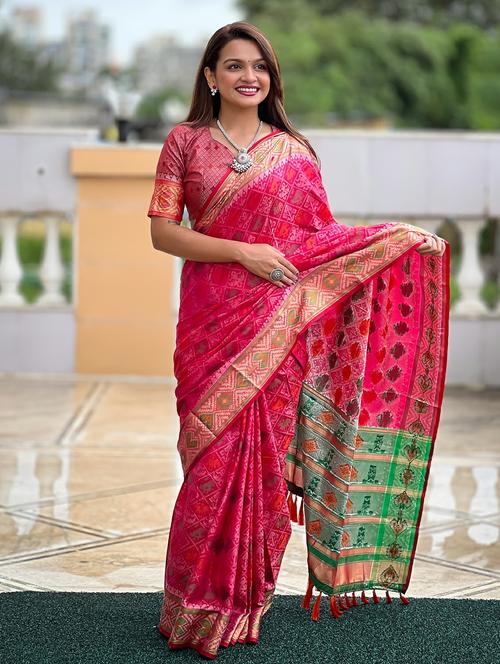 women self design patola saree with blouse - 21964305 - Very Small Image - 1
