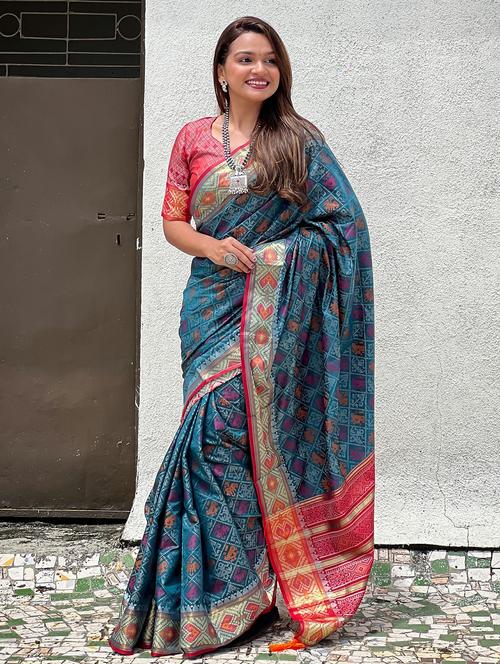 women self design patola saree with blouse - 21964307 - Very Small Image - 1