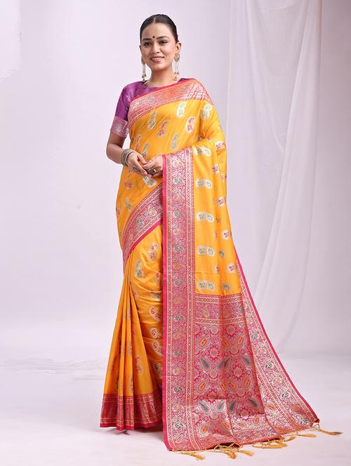 women self design banarasi saree with blouse - 21964865 - Very Small Image - 1