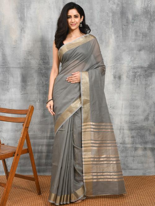 women solid with bordered saree with blouse - 21965586 - Very Small Image - 1