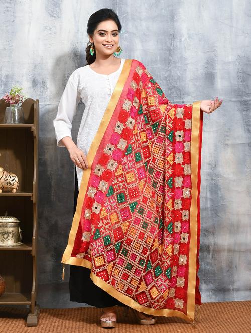 women red phulkari embroidered dupatta  - 21965719 - Very Small Image - 1